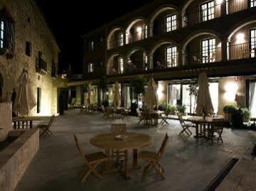 Palacio De 4*